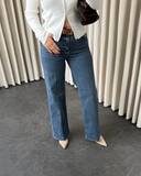 Karol Straight Jean J4042