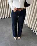 Karol Straight Jean J4043