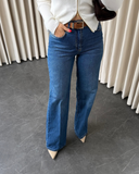 Karol Straight Jean J4044