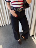 Zr model wide leg