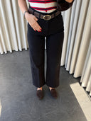 Zr model wide leg
